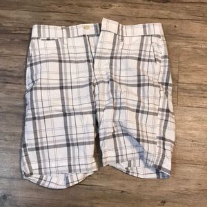 Casual plaid shorts size 33